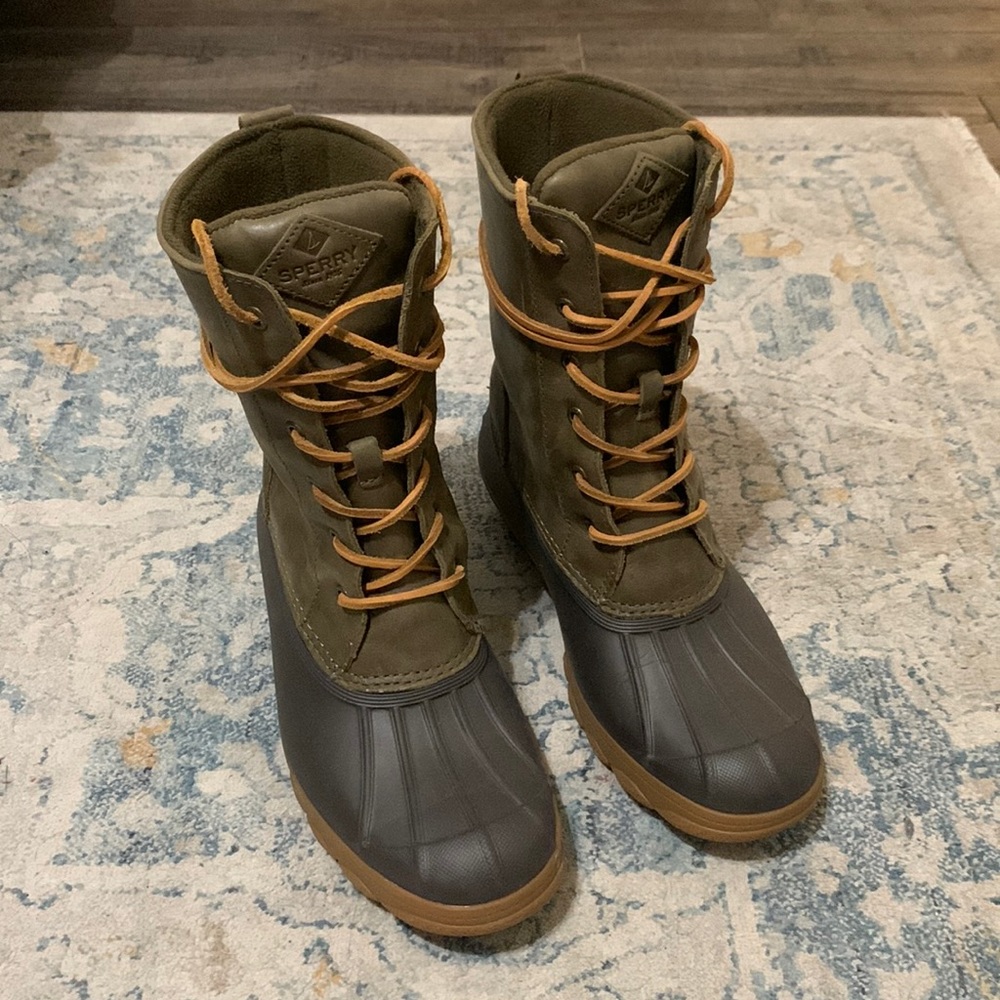 Sperry Duckboots 7.5: Olive and Brown